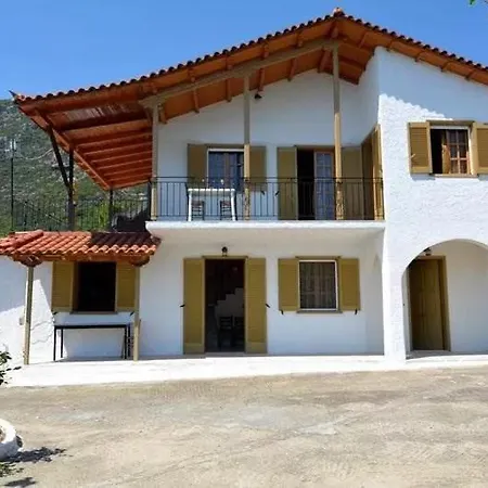 Spiti Koryfi וילה