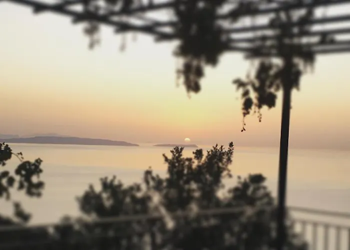 Spiti Koryfi Villa Pera Melana