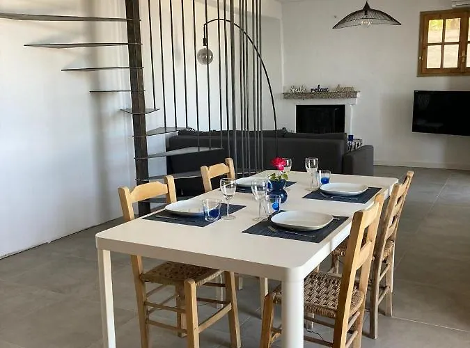 Villa Spiti Koryfi Pera Melana